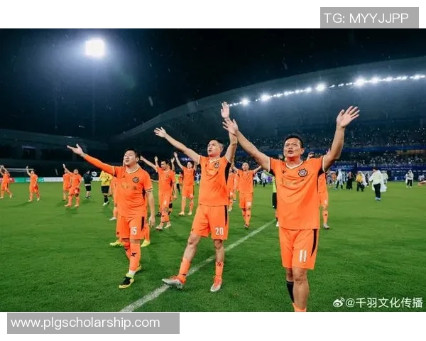 香港足球明星队莅临滨州展开友谊赛助力地方体育发展与交流活动