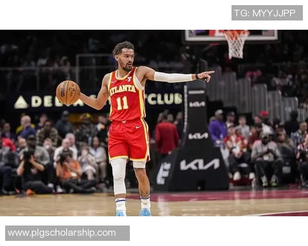 特雷杨带领亚特兰大老鹰重塑辉煌展现超凡球技与领袖魅力 特雷杨带领亚特兰大老鹰重塑辉煌展现超凡球技与领袖魅力